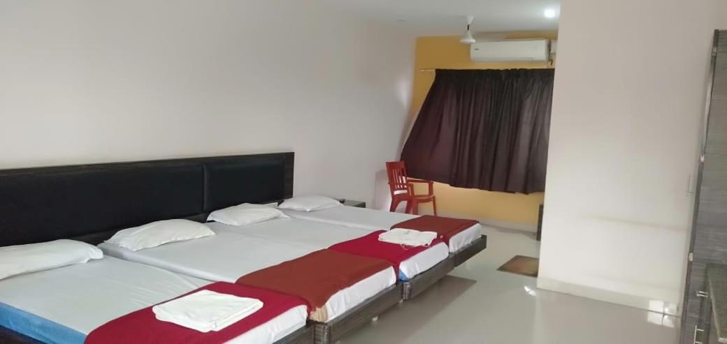 Iroomz Hoysala Residency 벨라리 외부 사진