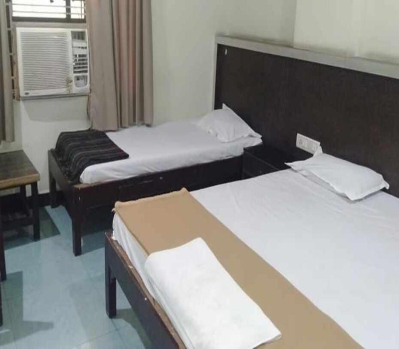 Iroomz Hoysala Residency 벨라리 외부 사진